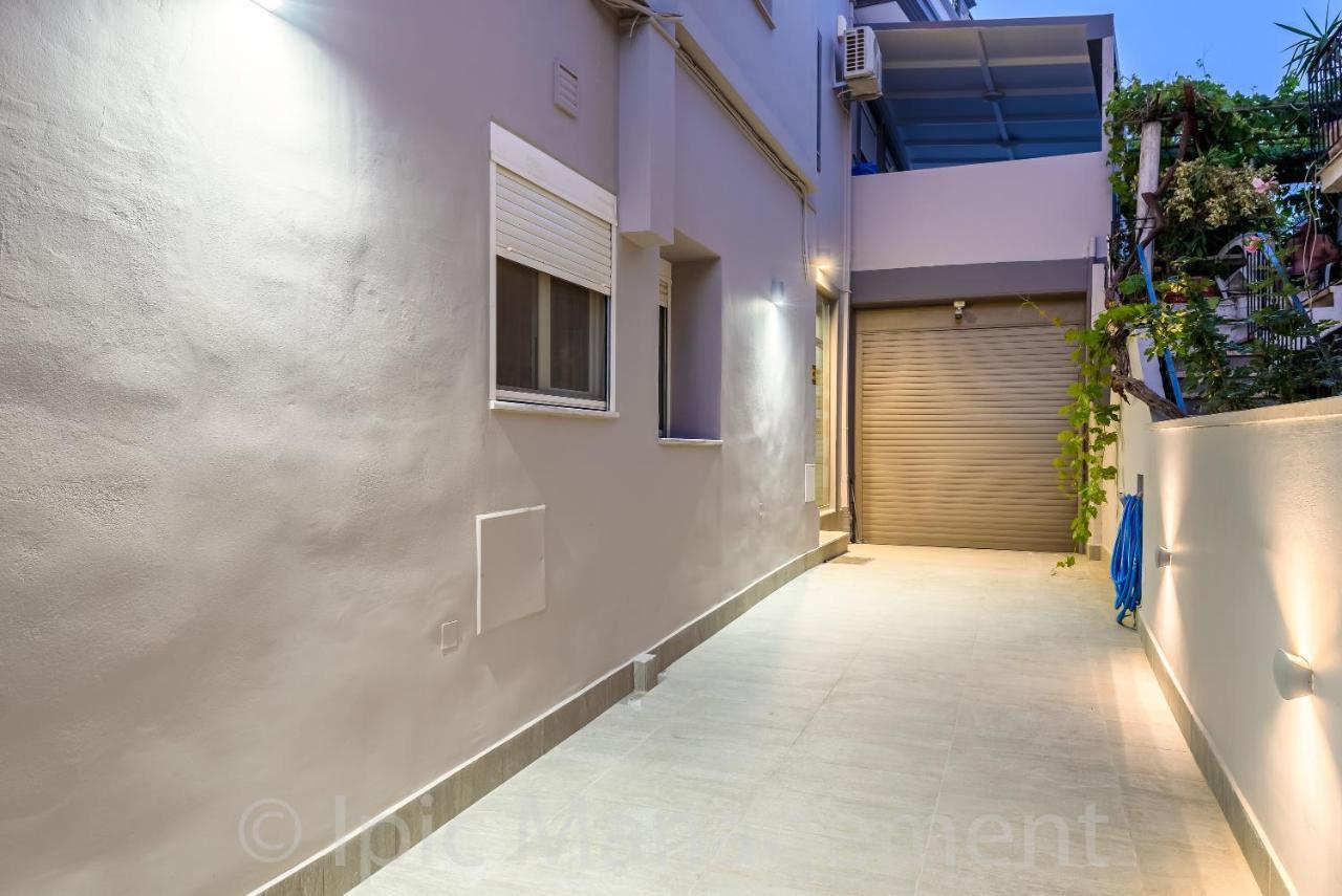 City Center Apartment With Rooftop Swimming Pool Ханья Экстерьер фото